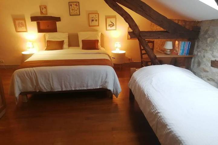 Location de vacances pour 5 personnes, avec balcon, animaux acceptés à Trespoux-Rassiels - 2