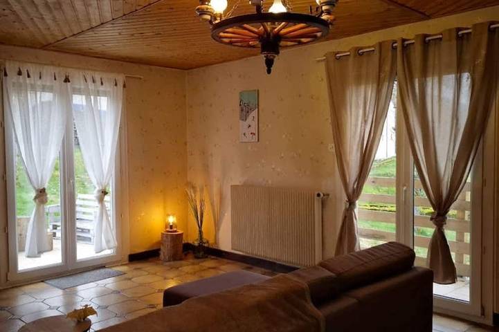 Apartamento entero, Gite Perce Neige Haut Jura Calm And Warm. in Foncine-le-Haut, Parc naturel régional du Haut-Jura