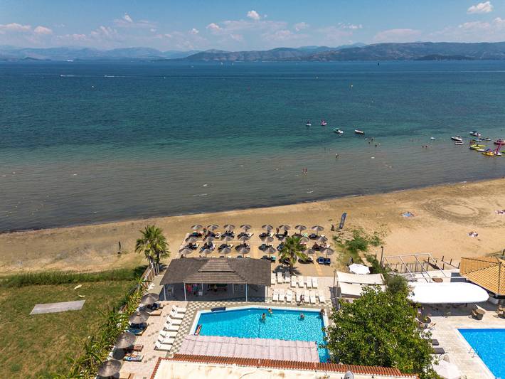 B&b for 2 people, with balcony, with pets in Corfu