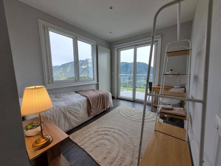Chambre d’hôte pour 5 personnes, avec jardin et balcon ainsi que sauna et vue à Leysin - 4
