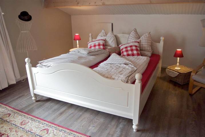 Location de vacances pour 4 personnes, avec vue et jardin dans Ljutomer