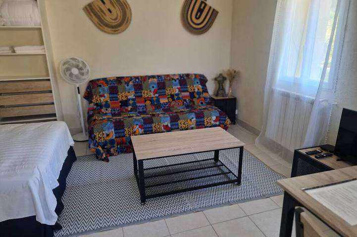 Gîte pour 4 personnes à Saint-Privat-des-Vieux - 2