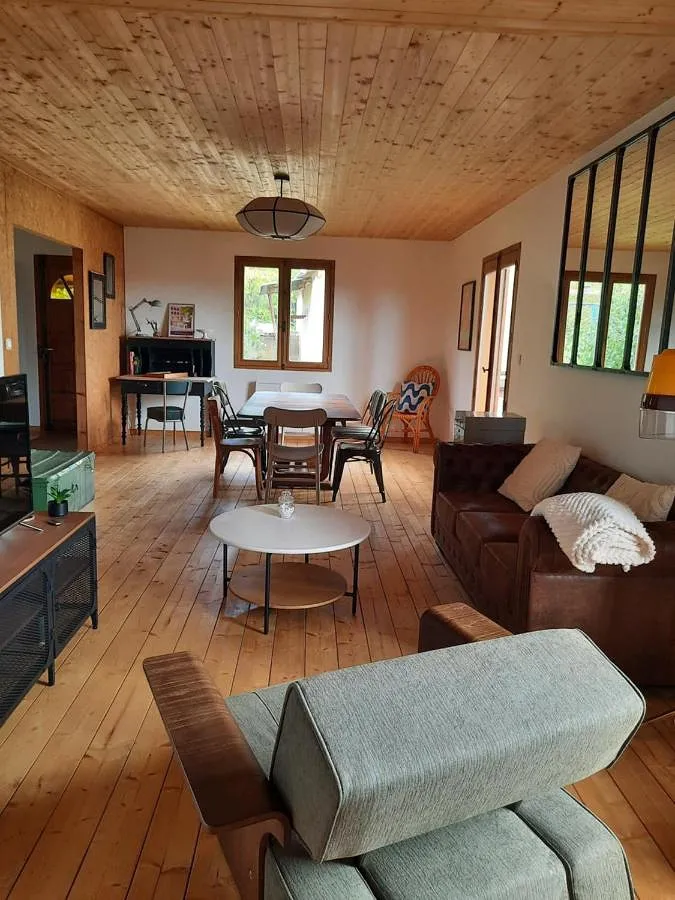 Casa de vacaciones para 7 personas, con vistas y jardín - 1