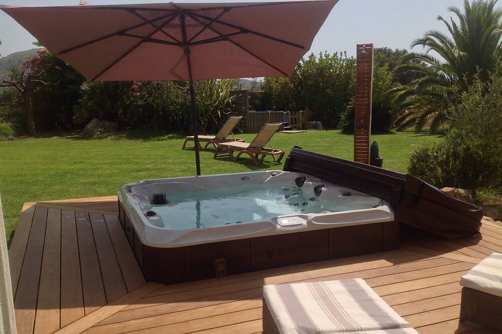 Promo Villa Pres Ajaccio  Avec Spa ,Proche Plages 5Min ,14Pers/2 Salle De Bain in Afa, Région d'Ajaccio