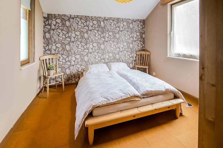 Vakantiehuis voor 8 personen, met tuin in Marche-en-Famenne