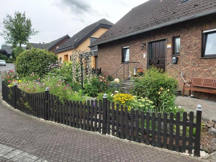 Ferienwohnung für 4 Personen, mit Balkon und Ausblick in Kruft