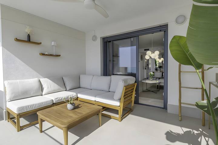 Apartamento entero, Apartamento 'Icon Marina La Ola' con vistas al mar, Wi-Fi y aire acondicionado in La Herradura, Almuñecar