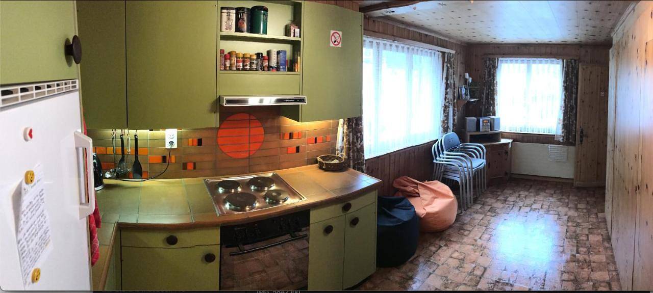 Ganze Wohnung, Ferienwohnung im Chalet Boubou in Wiler, Brig - Goms & Umgebung