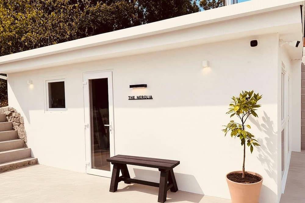 The Nerolia, una tranquila casita de invitados en el bosque de Hoznayo in Hoznayo, Entrambasaguas