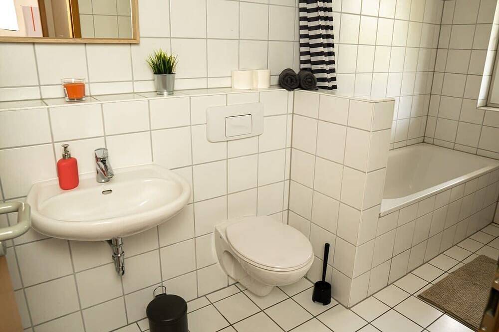 Entire apartment, Fullhouse | Dessau | K36 Kornhaus Deluxe in Dessau, Dessau-Wörlitz Gartenreich