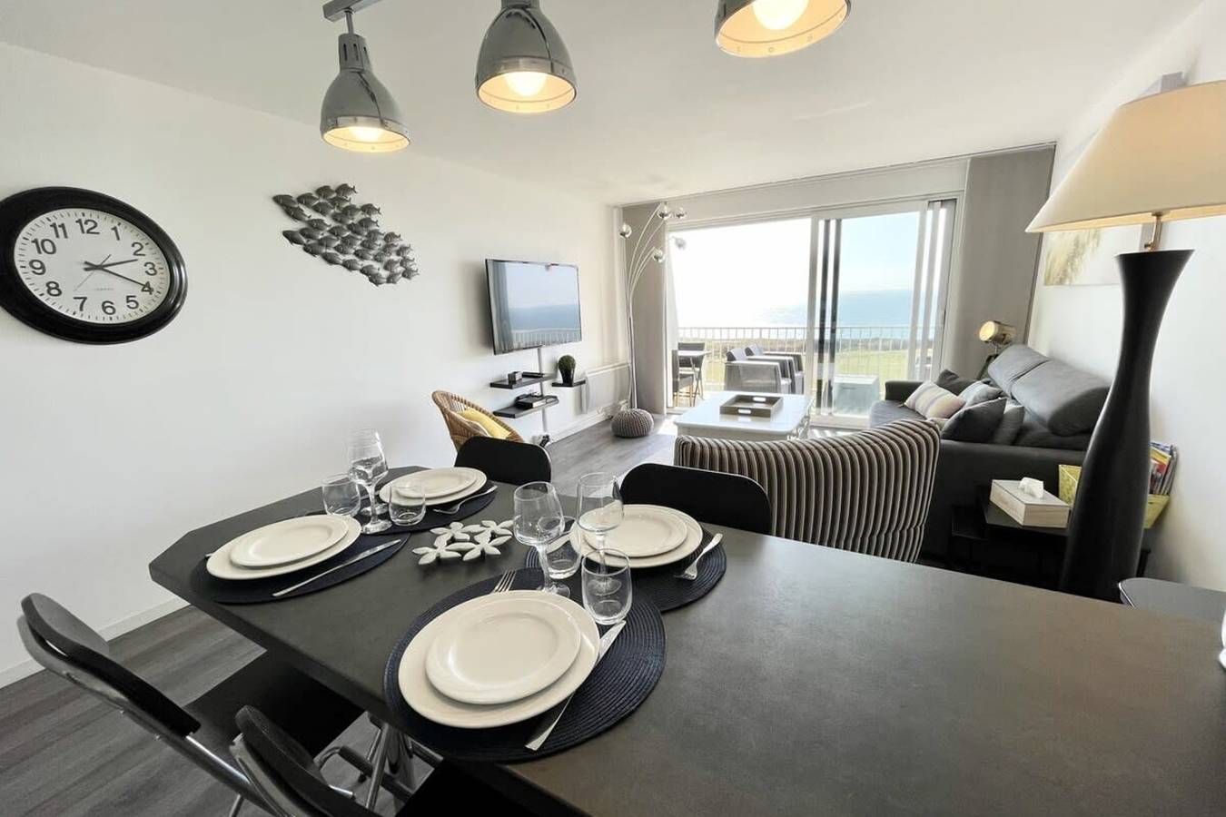 Ganze Wohnung, Ferienwohnung für 4 Personen mit Balkon in Guidel, Côte des Mégalithes