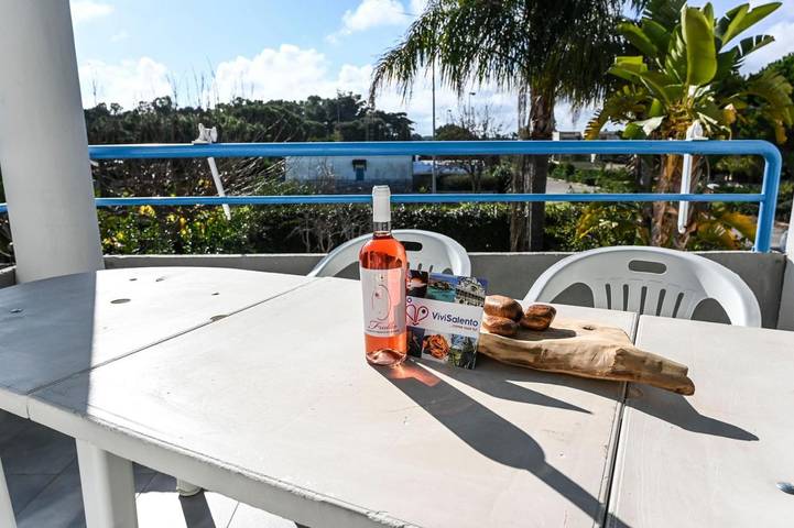 Ferienwohnung für 4 Personen, mit Balkon und Terrasse sowie Pool und Ausblick in Torre Dell'orso - 3