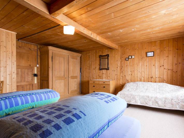 Ganze Ferienwohnung, Ferienwohnung Pfister, Obersaxen-Misanenga - 5 Zimmer Ferienwohnung für max. 7 Pers. in Obersaxen, Obersaxen-Mundaun