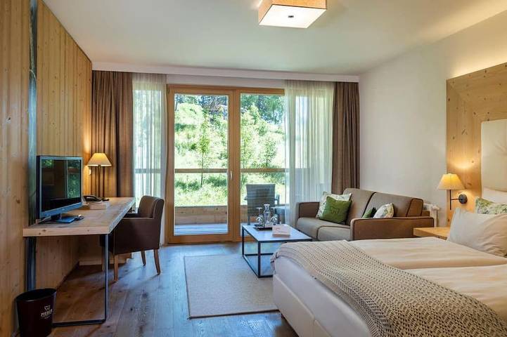 Ferienhaus für 2 Personen, mit Pool und Garten sowie Whirlpool und Sauna