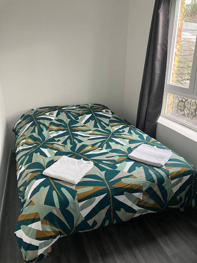 Appartement entier, Studio in Maubeuge, Avesnes-sur-Helpe
