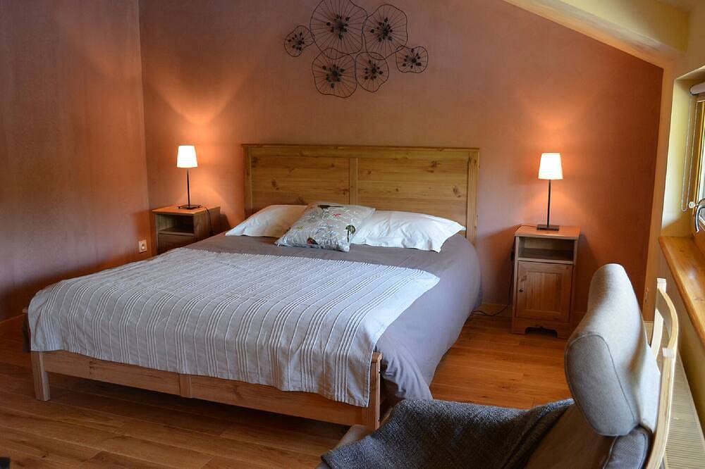 Chambre Perle-Queen-Habitación con desagüe-Superior-Vista al Lago in Monlet, Parque Natural Regional Livradois-Forez