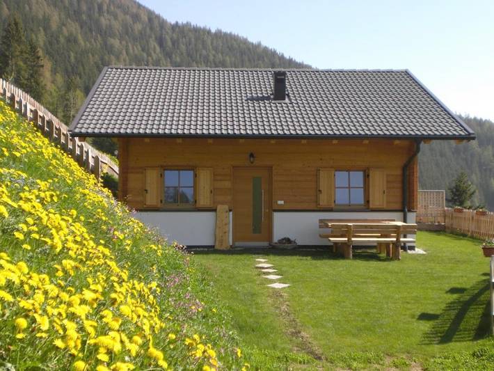 Ferienhaus für 7 Personen, mit Terrasse und Garten sowie Ausblick in Südtirol