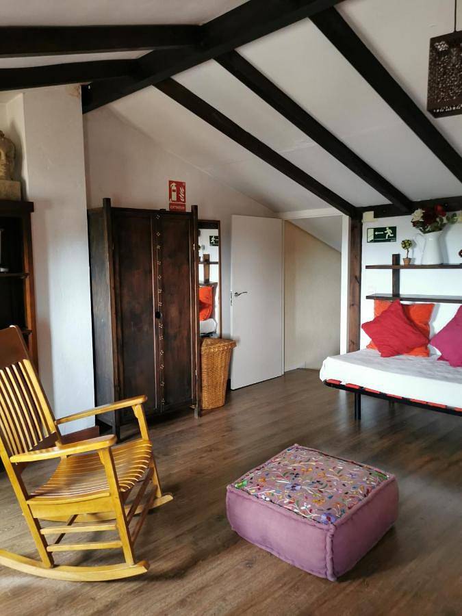 Three-Bedroom House in Torrecaballeros, Provincia de Segovia