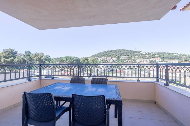 Apartamento entero, Serena - Appartement à proximité des plages in L'Île-Rousse, Region de Calvi
