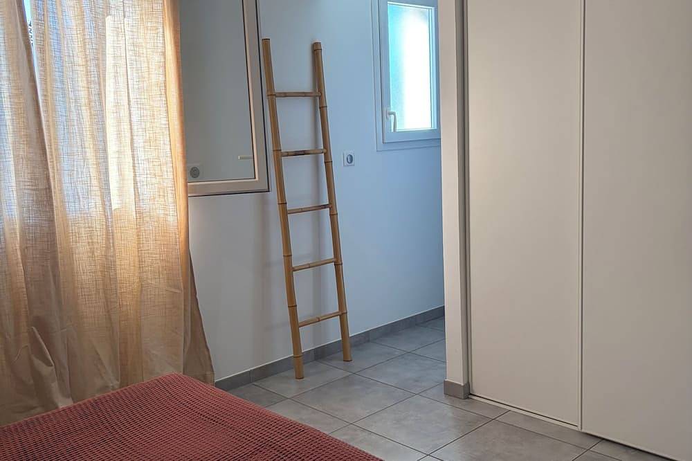 Modern Villa With Private Pool 10 Minutes Walk From The Sea in Prunete, Cervione