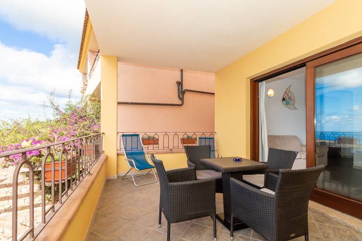 Ganze Wohnung, Apartment 3 mit Meerblick, Wlan und Klimaanlage in Trinità d'Agultu e Vignola (Borgo), Trinità d'Agultu e Vignola