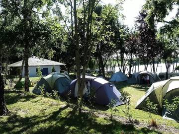 Camping pour 5 Personnes dans Ombrée-d'Anjou, Région de Segré, Photo 1