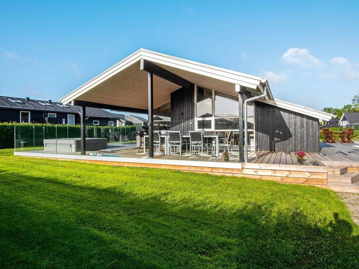 Vakantiehuis voor 8 personen, met terras en tuin, met huisdier - 1