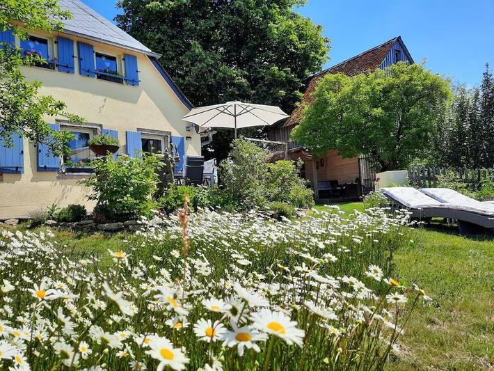 Ferienhaus für 4 Personen, mit Terrasse und Garten