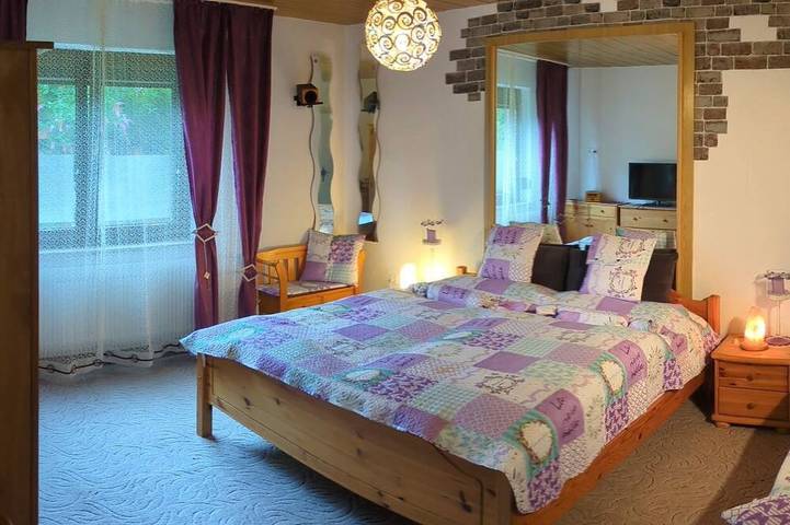 Ferienwohnung für 3 Personen, mit Terrasse und Garten in Pottenstein - 2