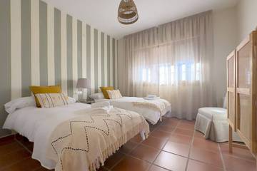 Casa Rural para 9 Personas en Torre de Benagalbón, Rincón de la Victoria, Foto 4