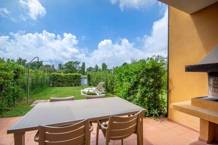 FerienHaus mit Pool und Terrasse in Isola Albarella, Rosolina