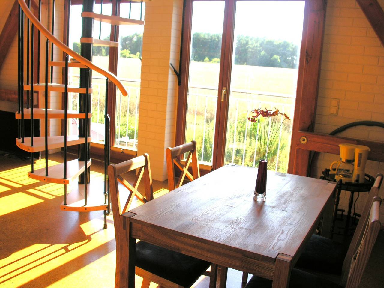 Apartamento entero, Apartamento "Haus Achterwiek" con terraza compartida, jardín y Wi-Fi en Usedom in Mahlzow, Wolgast