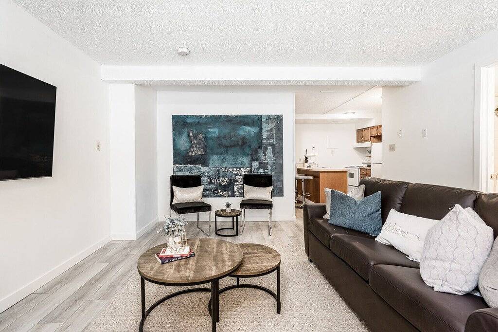 Ganze Wohnung, Fully Renovated Studio | Ski In/Ski Out: Closest Condo to Lift | Pool & Hot Tubs in Panorama