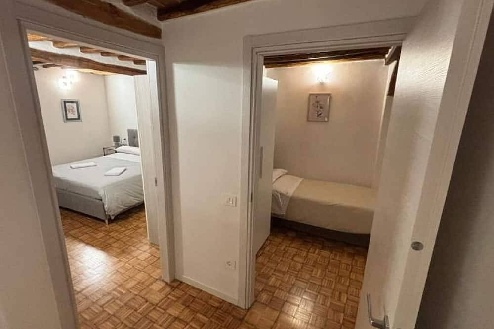 Residence Under The Campanile in Rapolano Terme, Siena Provinz