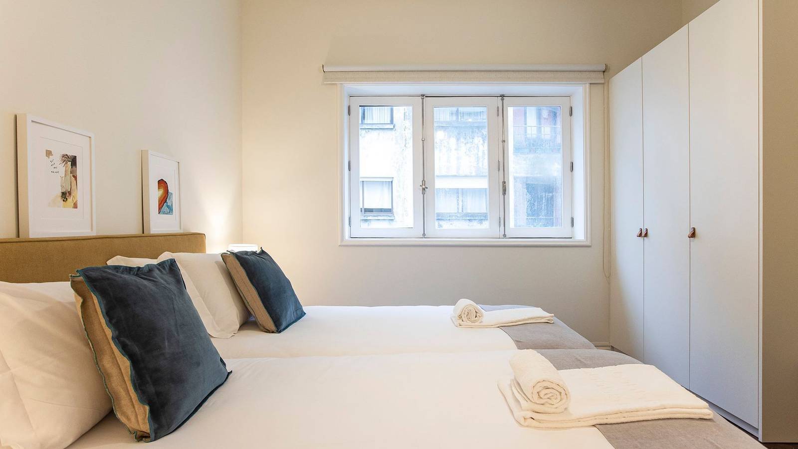 Apartamento inteiro, Tasteful 2Br Flat in Art District by Lovelystay in Massarelos, Porto