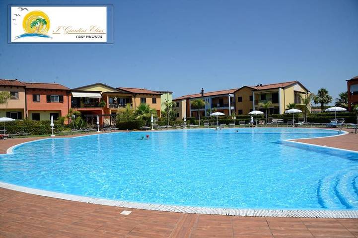 Ferienhaus für 8 Personen, mit Pool und Sauna sowie Garten, mit Haustier - 1