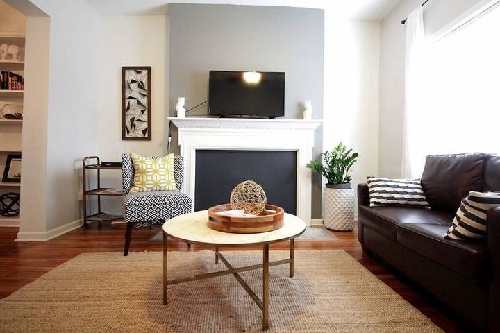 Vacation rental for 6 people, with yard and terrace in Columbus