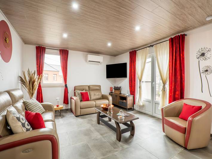 Location de vacances pour 8 personnes, avec terrasse et jardin, adapté aux familles à Viroinval - 2