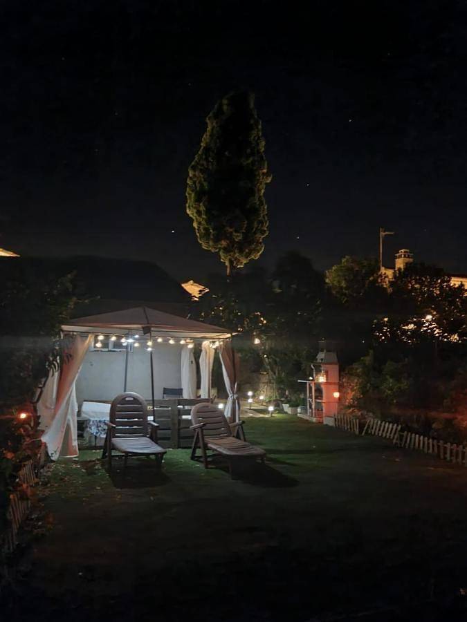Casa de vacaciones para 8 personas, con vistas además de jardín y piscina, Se admiten mascotas en Hoya de Huesca - 4
