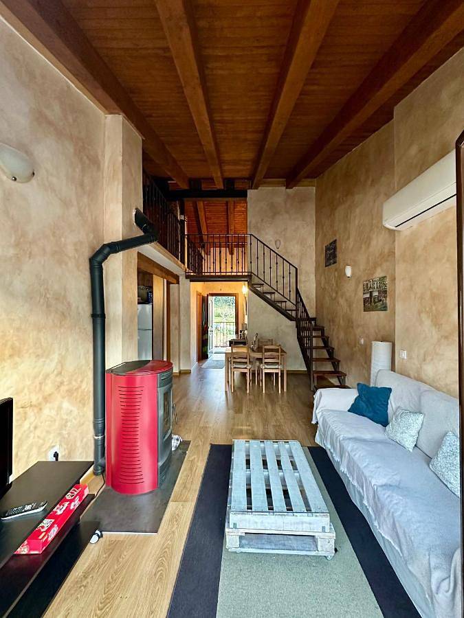 Gîte pour 4 personnes, avec piscine ainsi que vue et jardin à Mijares - 3