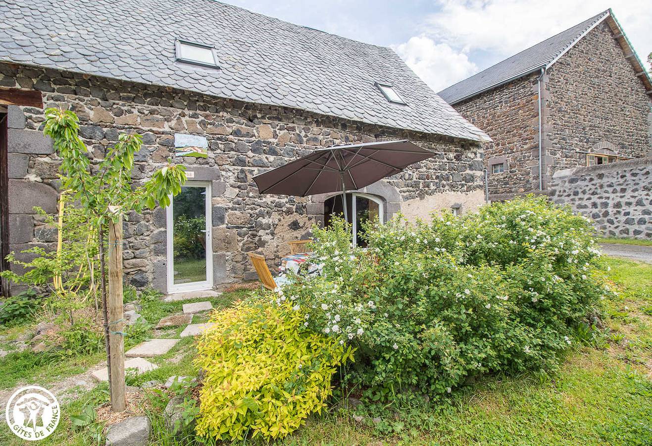 Gîte für 5 Personen mit Garten in Olby, Regionaler Naturpark Volcans d'Auvergne