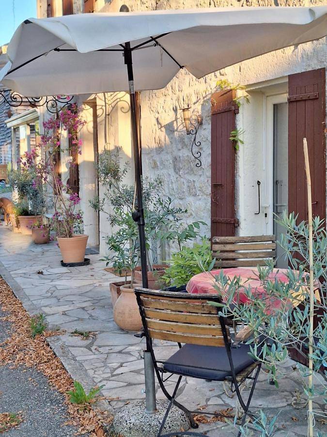 Tente pour 2 personnes, avec jardin et vue, animaux acceptés dans le Tarn-et-Garonne