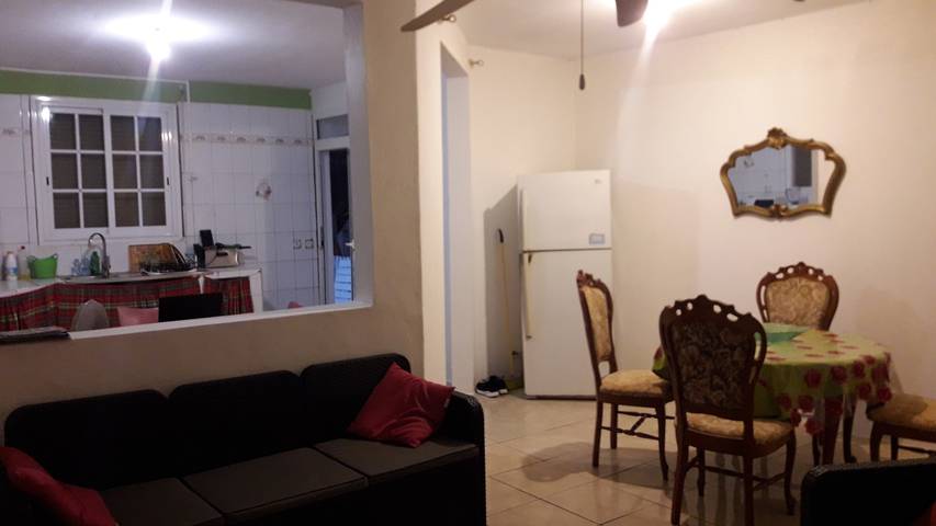 Gîte pour 8 personnes, avec terrasse à Les Abymes - 3