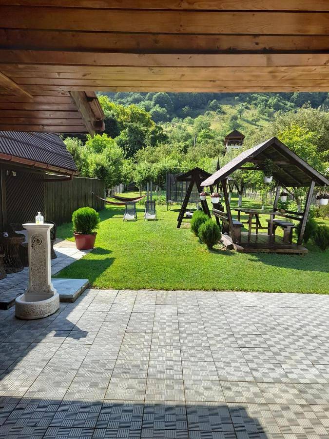 Gîte pour 2 personnes, avec vue ainsi que terrasse et jardin à Alba (Romania) - 4