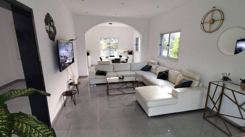 Villa voor 6 personen, met balkon/terras en uitzicht - 1