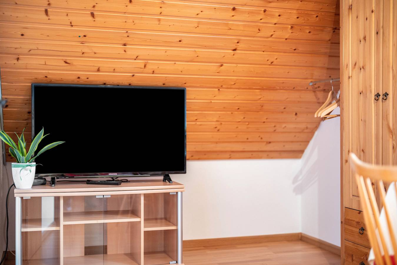Ganze Wohnung, Ferienwohnung 'Einzelzimmer' mit Bergblick, Gemeinschaftsterrasse und Wi-Fi in Suedlicher Schwarzwald, Todtnau