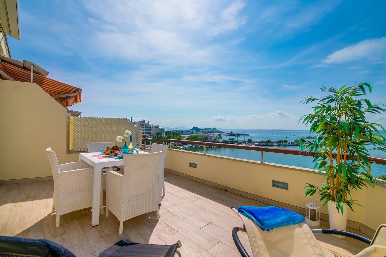 Ganze Wohnung, Blue Attic Beach in Port d'Alcúdia, Alcúdia