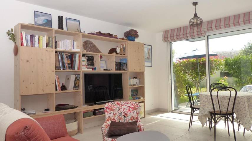 Appartement de vacances pour 4 personnes, avec terrasse et jardin