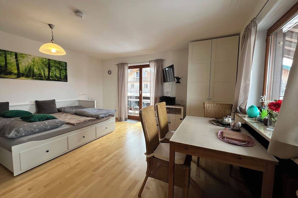 Ganze Wohnung, Ferienwohnung Reichersbeuern Sole Della Sera (Nähe München) in Reichersbeuern, Bayerische Alpen