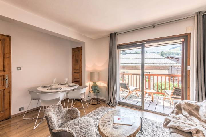 Gîte pour 2 personnes, avec balcon, adapté aux familles dans Office de Tourisme de Megeve - 2